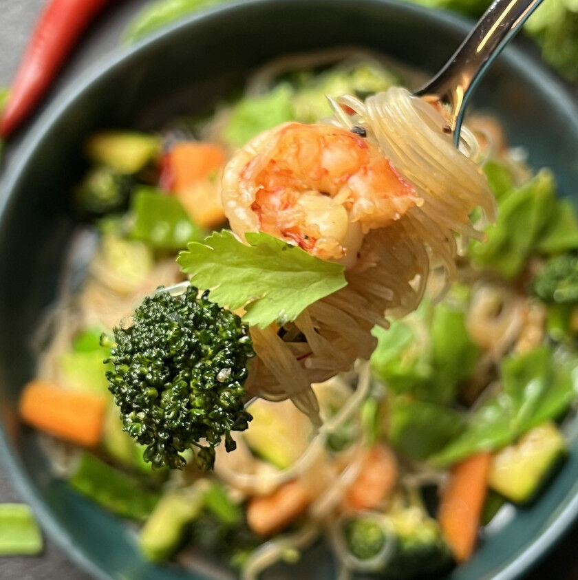 Wokgemüse mit Garnelen