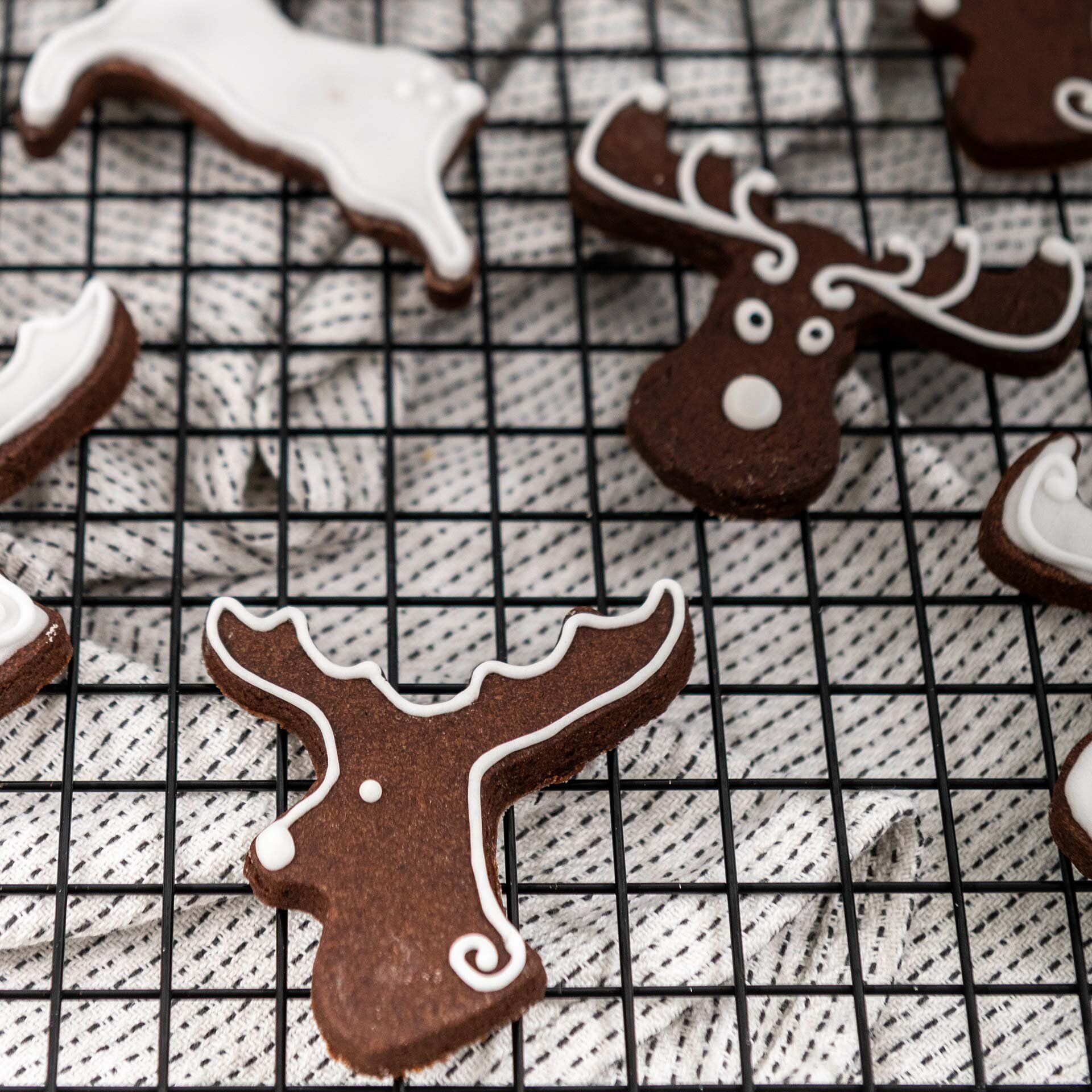 Ausstecher Hirsch und Elch White Christmas Baking, 3-teilig