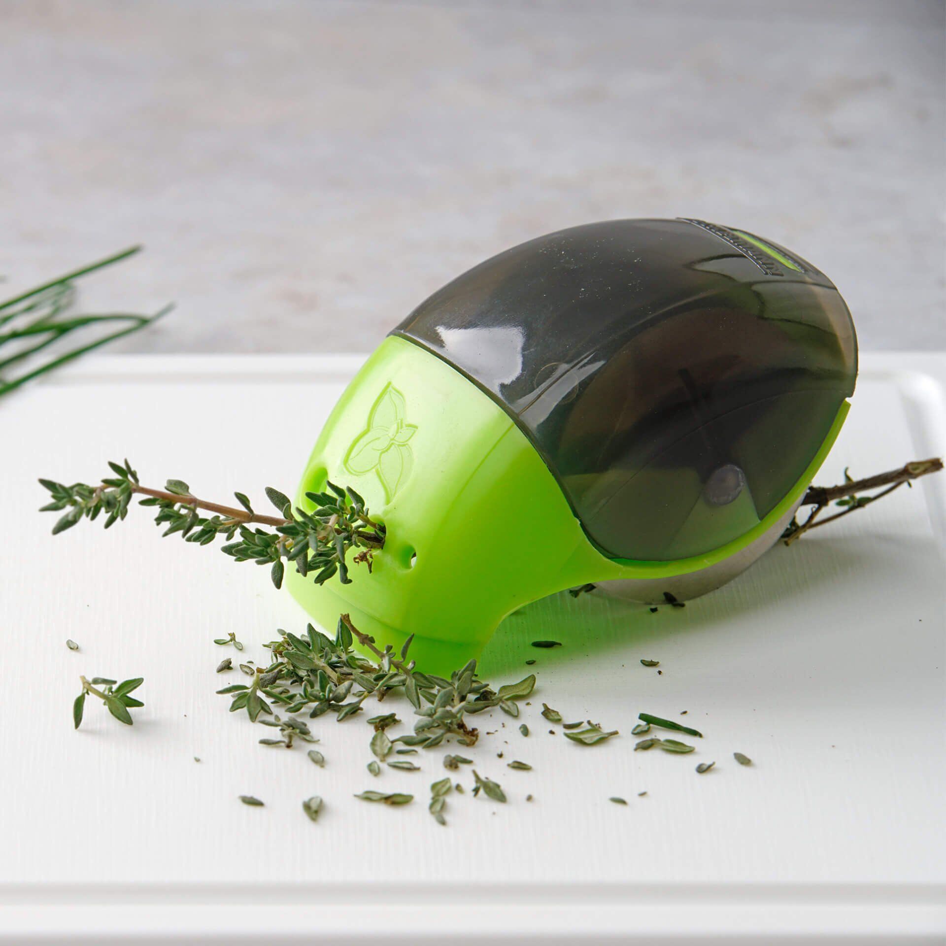 Kräuterroller mit Abstreifer