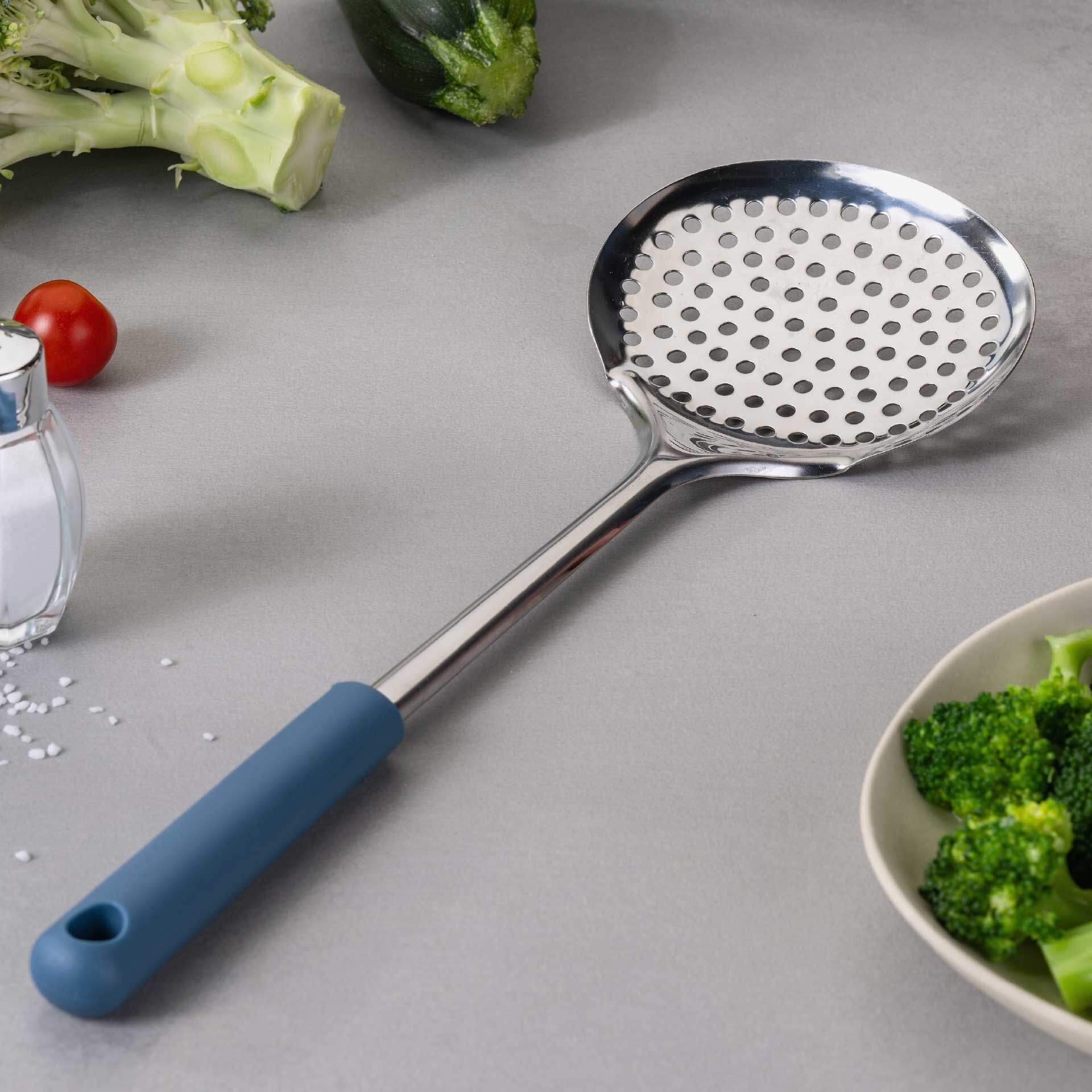 Abseihlöffel Essential, blau