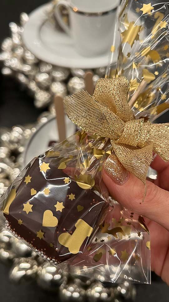 Heiße Schokolade am Stiel