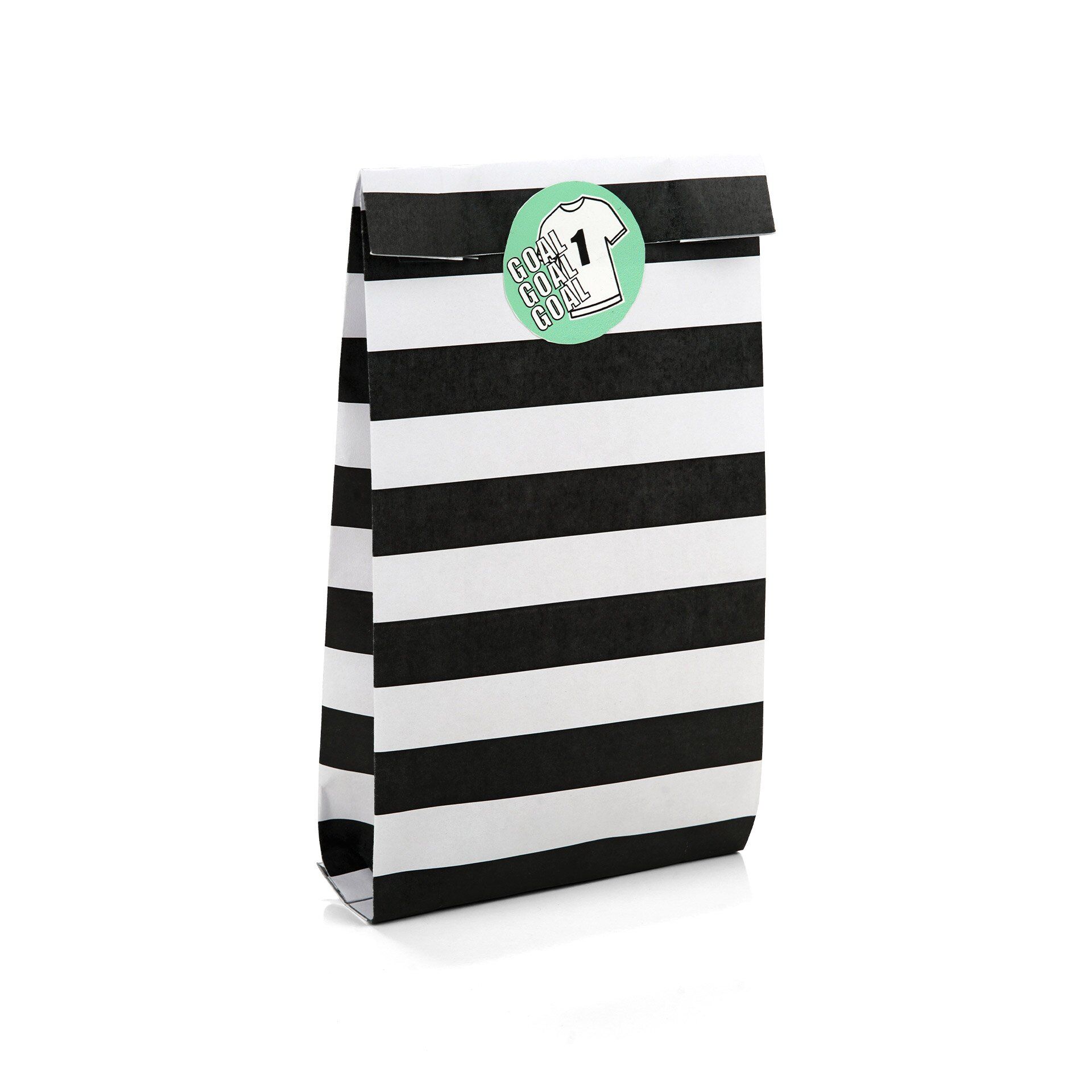 Papiertüten & Etiketten Fußball, je 9 im Set