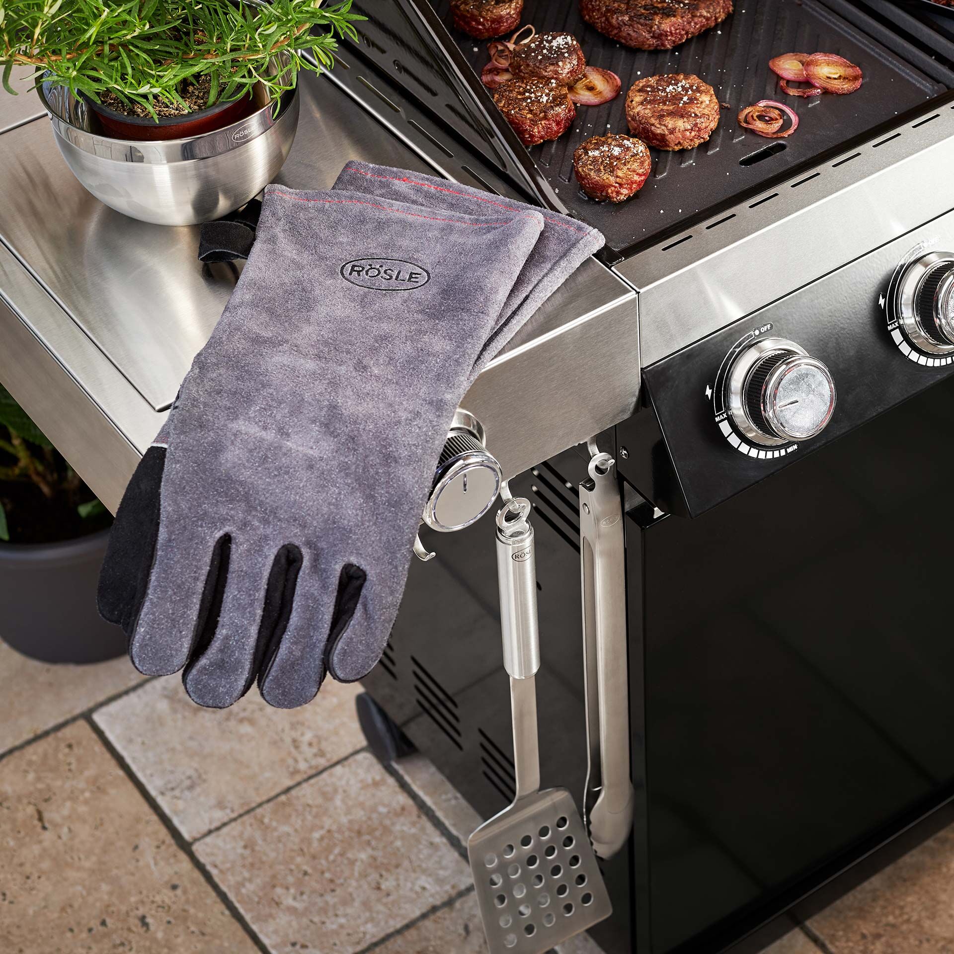 Grillhandschuhe schwarz/anthrazit, 100% Leder Grillhandschuhe schwarz/anthrazit, 100% Leder