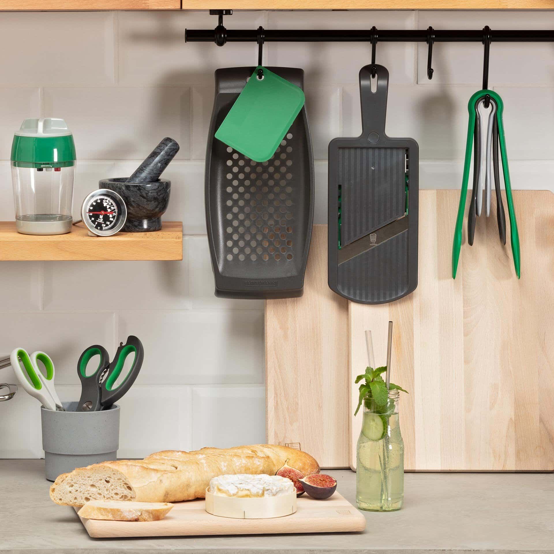 Spätzlehobel mit Schaber, 2-teilig