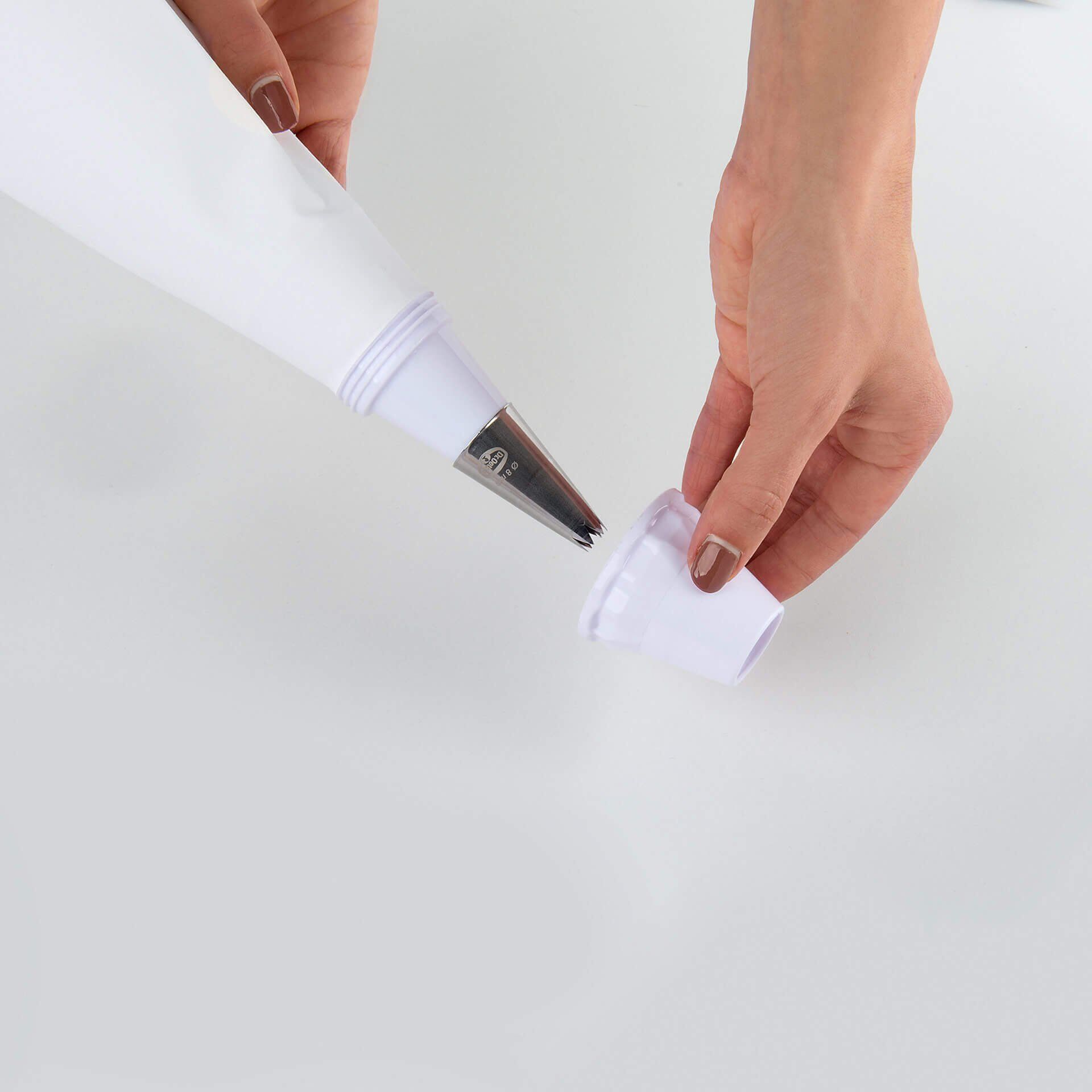 Spritzbeutel inkl. 2 Tüllen und Universaladapter, 4-teilig