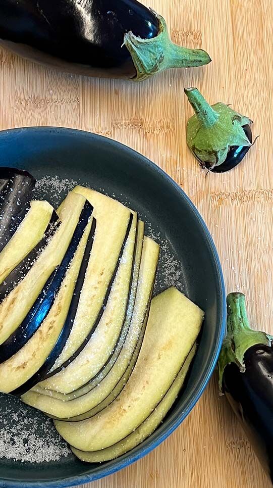 Auberginenröllchen mit Feta &amp; Peperoni | Fackelmann