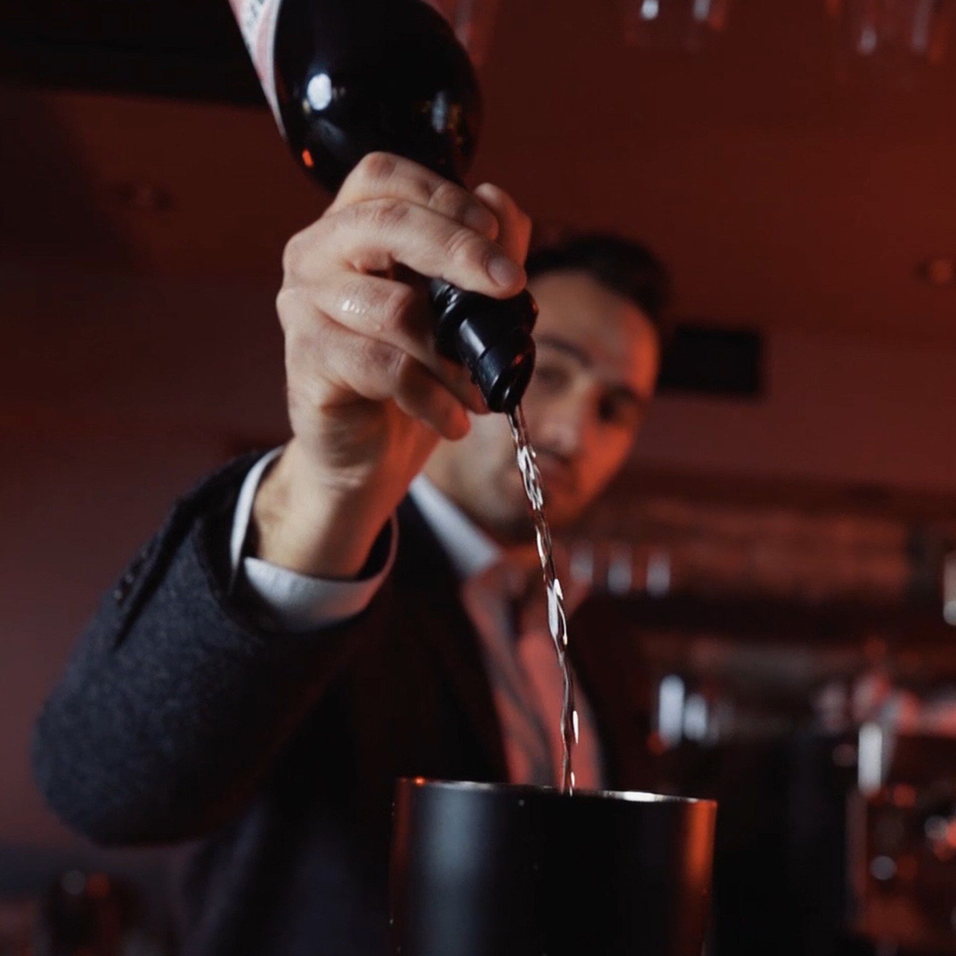 Weinausgießer Specter, schwarz