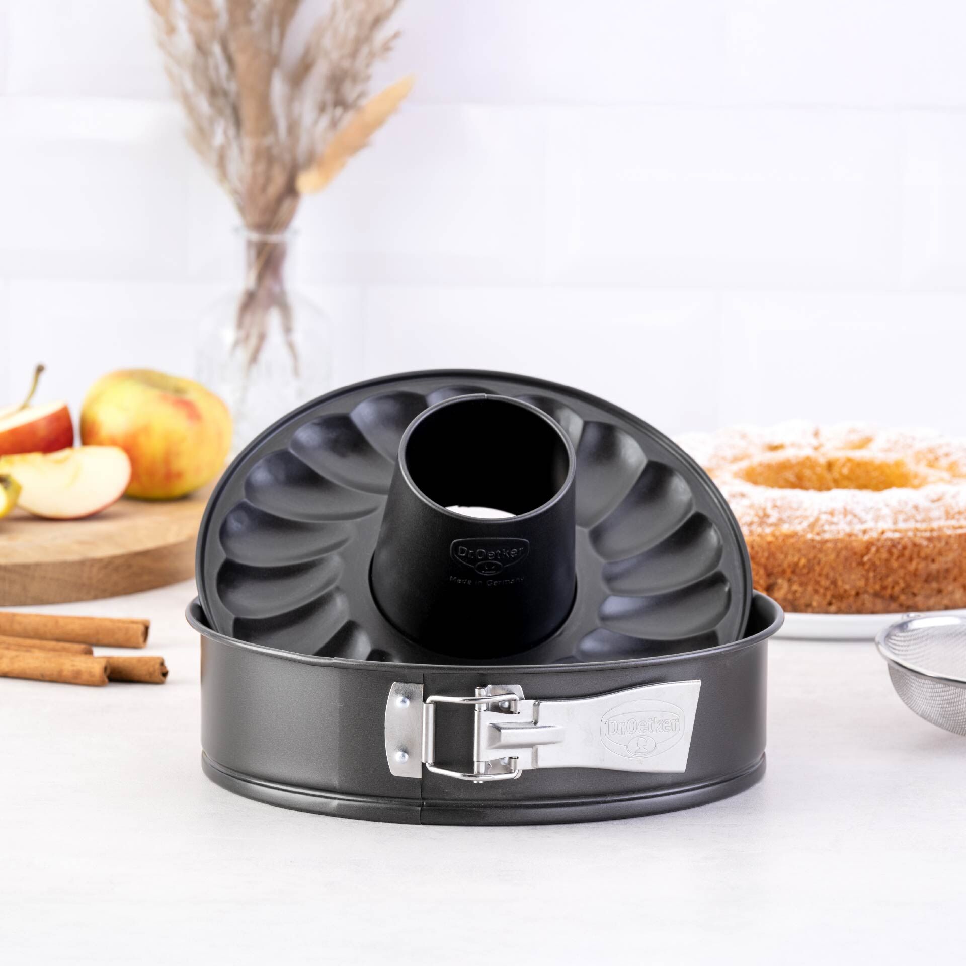 Springform mit Flach- und Rohrboden Classic, Ø24cm