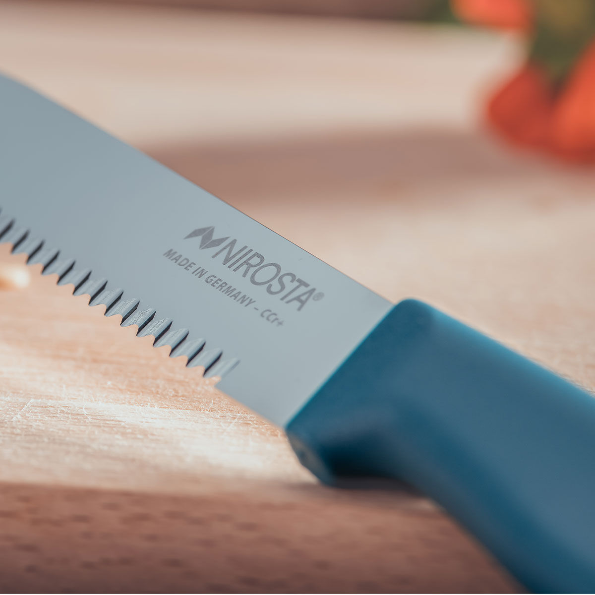 Küchenmesser gezahnt Elemental, 10cm Klinge, blau