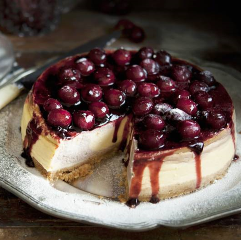 Käsekuchen mit Kirschen