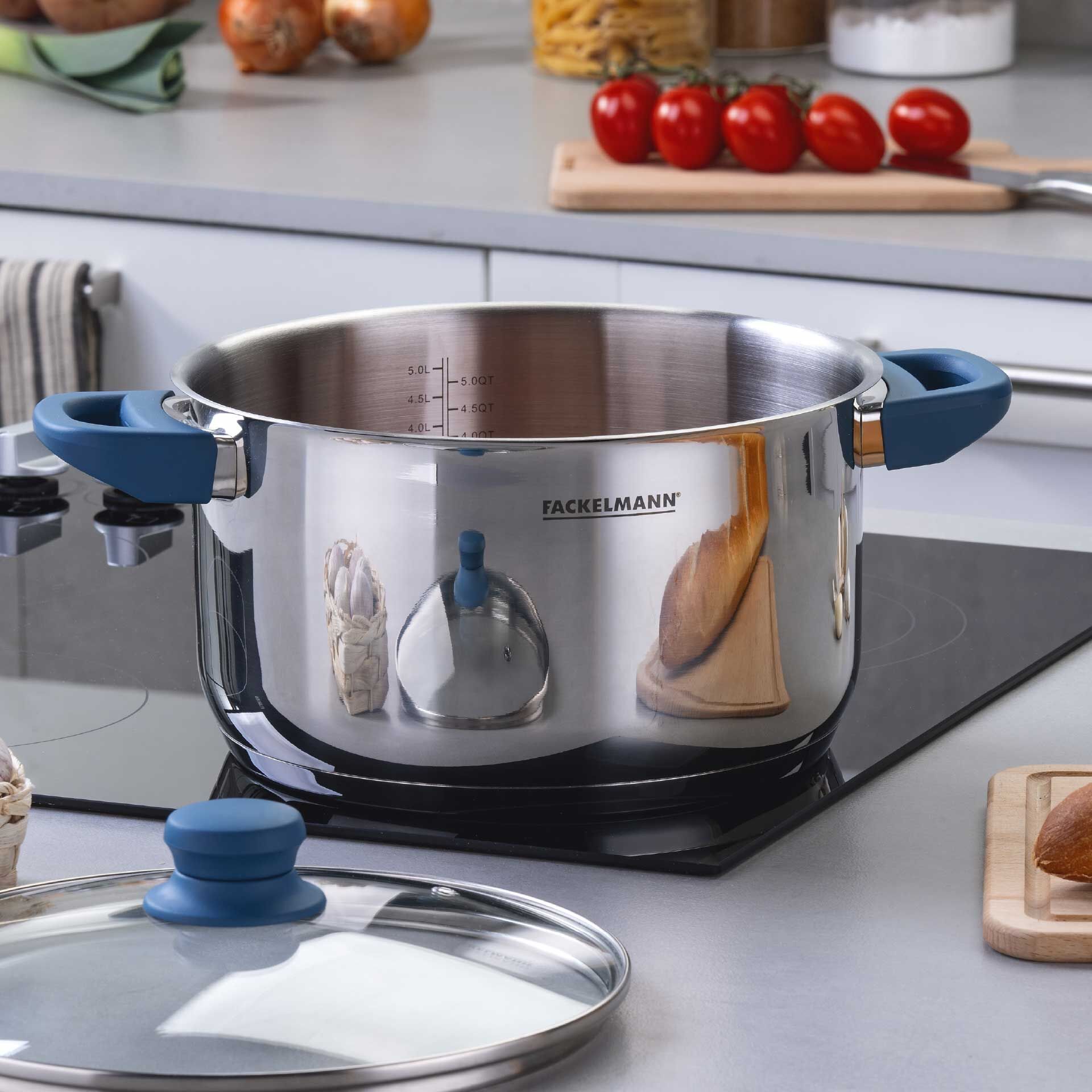 Kochtopf mit Deckel Essential, Ø24cm, blau