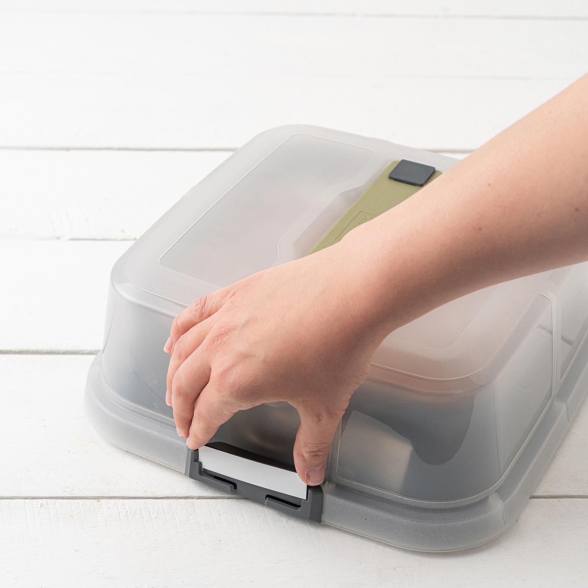 Springform quadratisch mit Transporthaube,  24x24cm