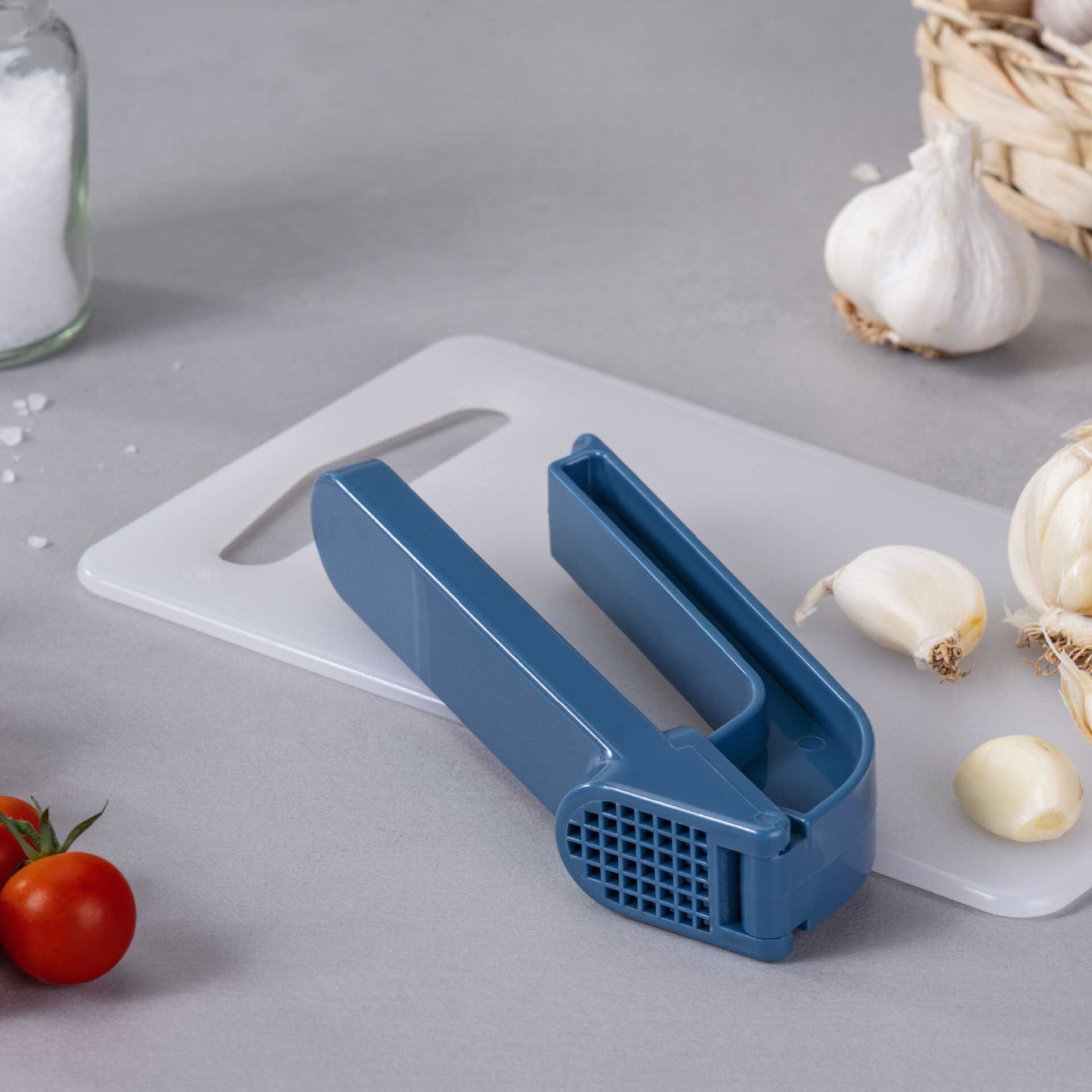 Knoblauchpresse Essential, blau