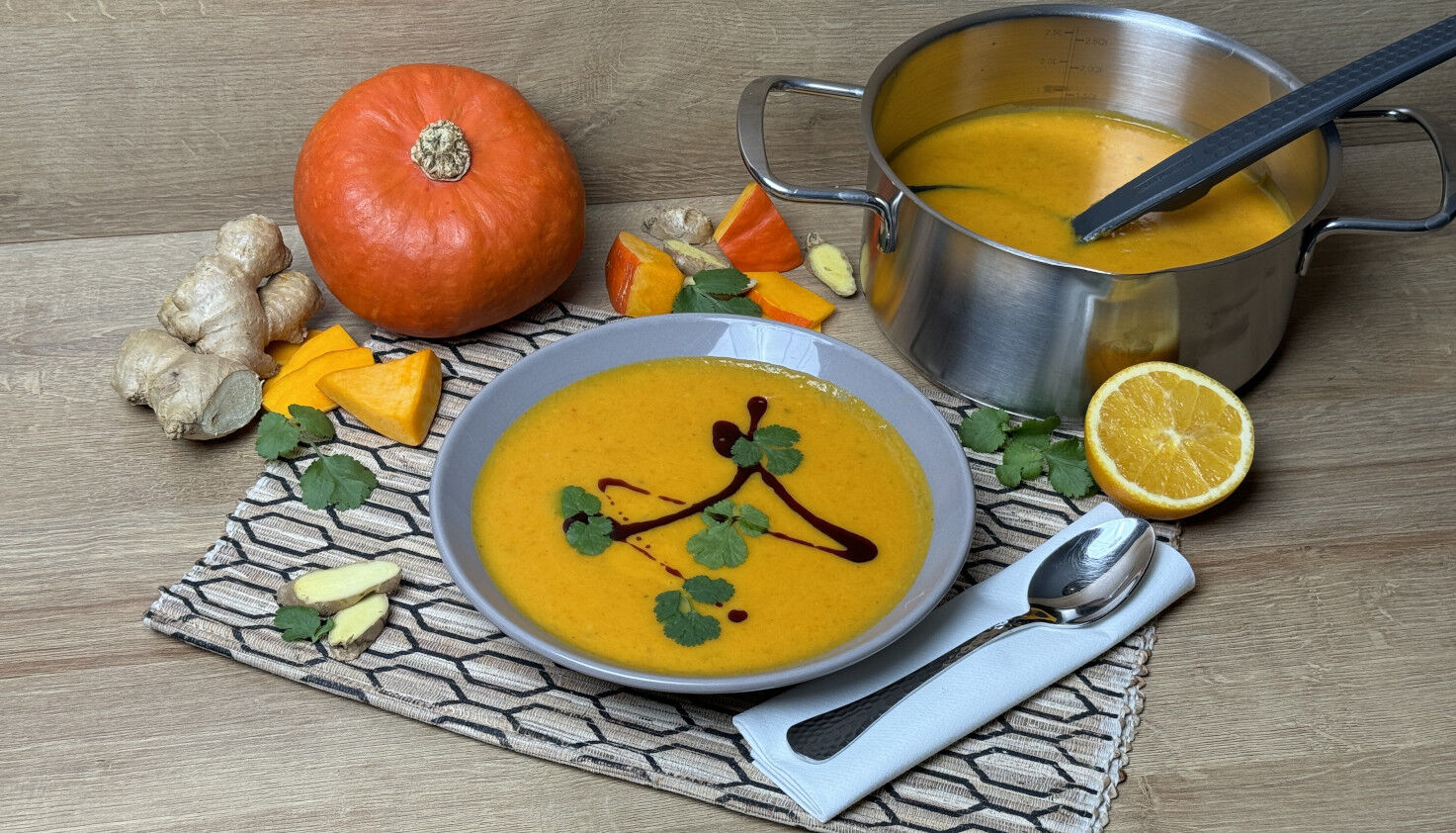 Asiatische Kürbissuppe Asiatische Kürbissuppe