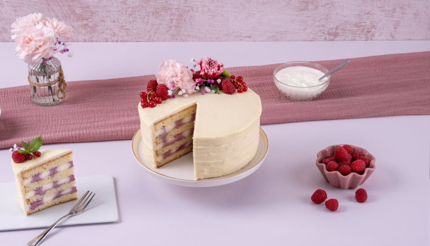Himbeer-Sahne-Torte Himbeer-Sahne-Torte