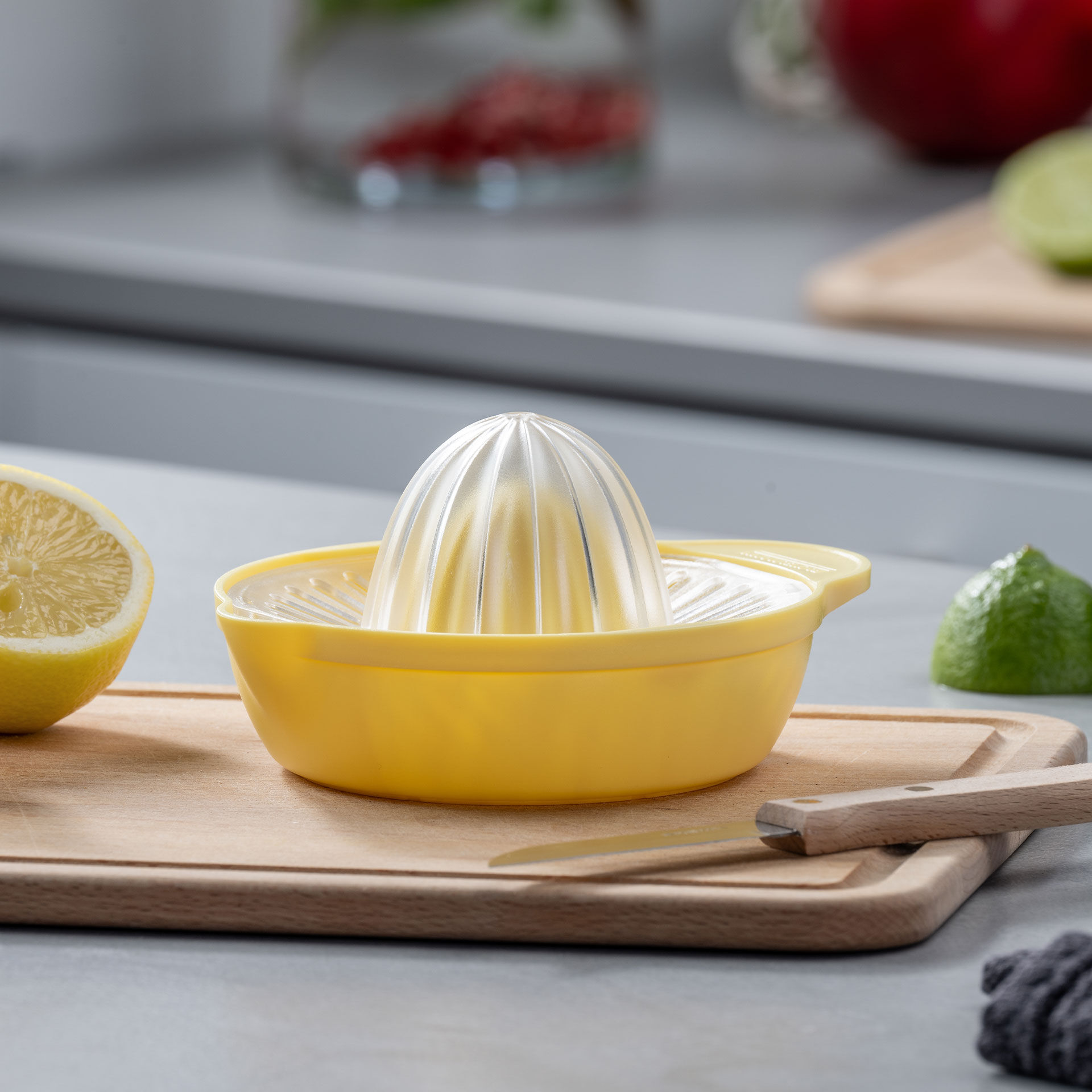 Zitronenpresse gelb, 2-teilig