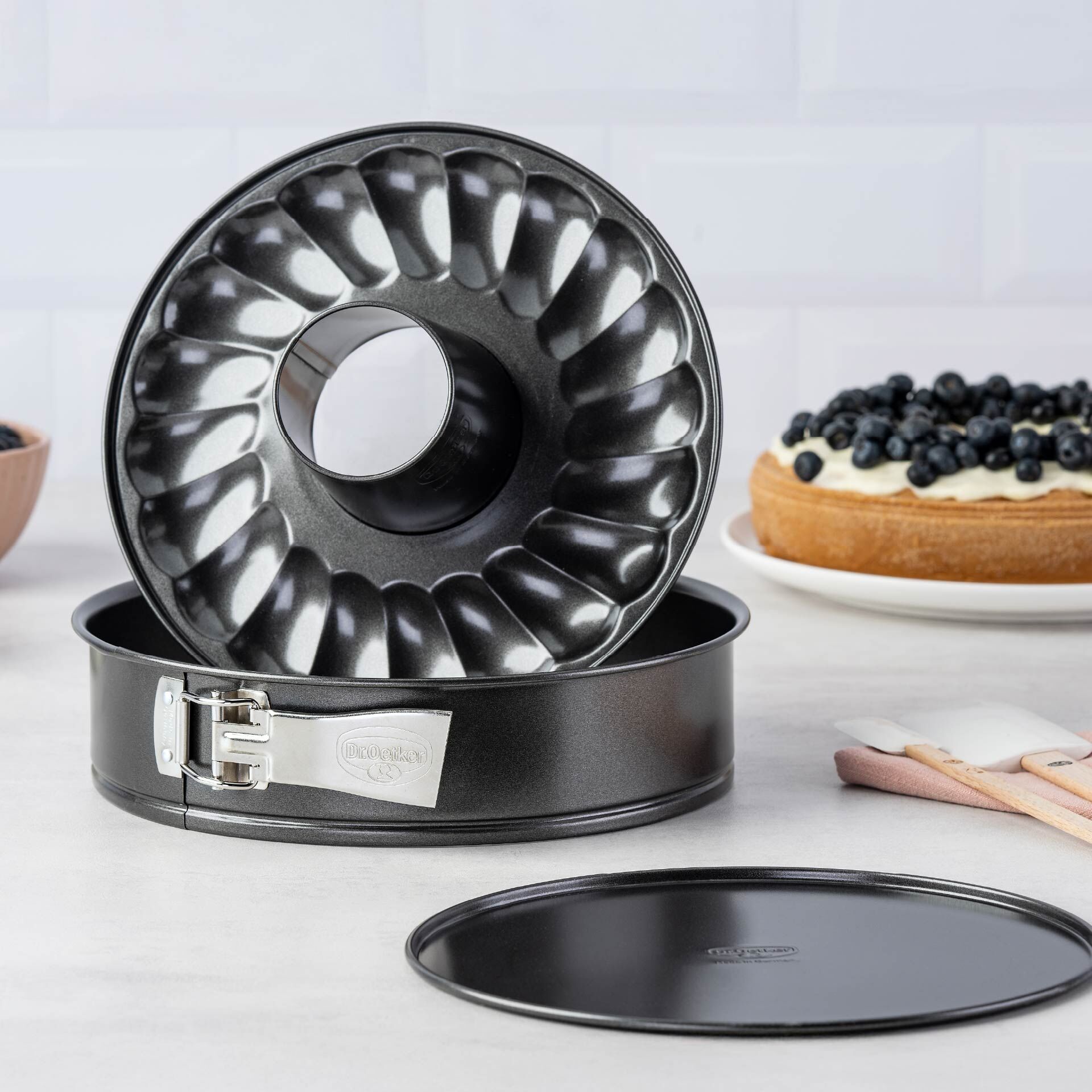 Springform mit Flach- und Rohrboden Classic, Ø26cm