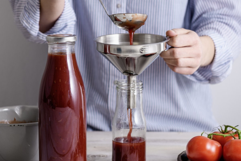 Tomaten einkochen – selbst gemacht statt selbst gekauft Tomaten einkochen – selbst gemacht statt selbst gekauft