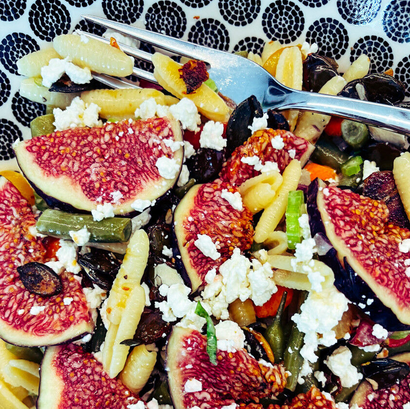 Nudelsalat mit Hüttenkäse