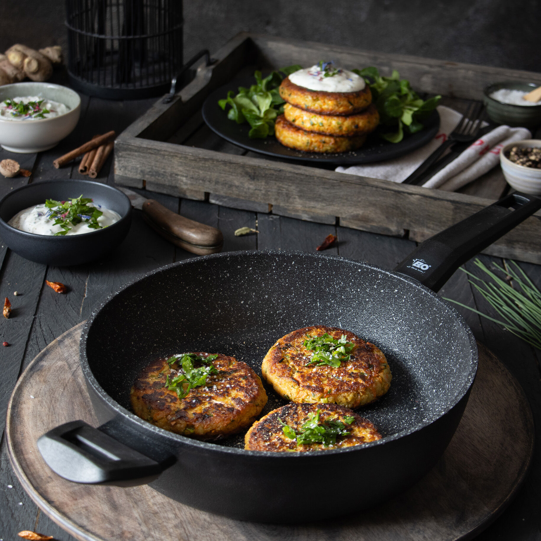 Hochrandpfanne mit Zusatzgriff Granit Solution, Ø28cm