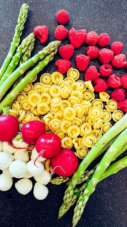 Nudelsalat mit grünem Spargel