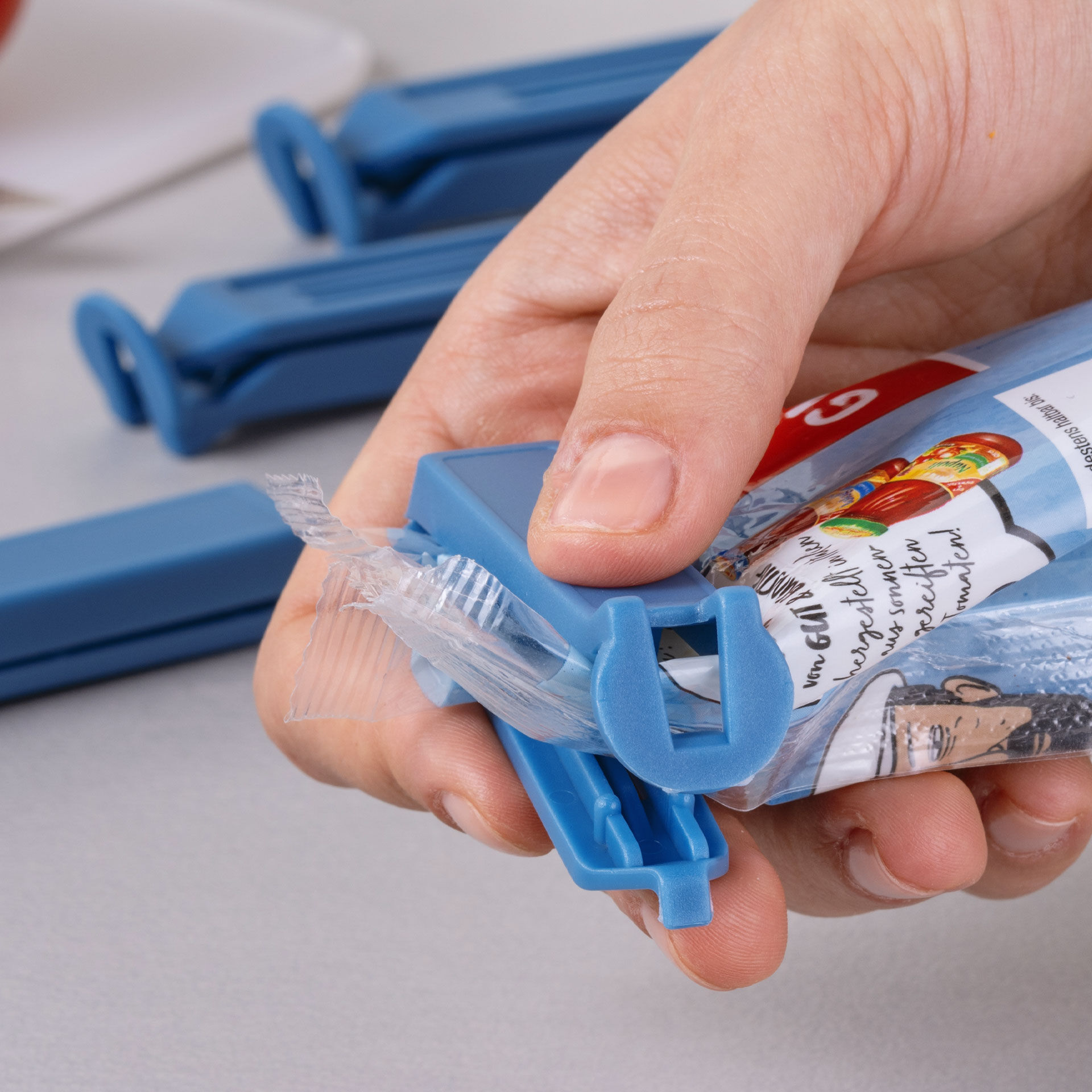Verschlussclips Essential, blau, 4 Stück