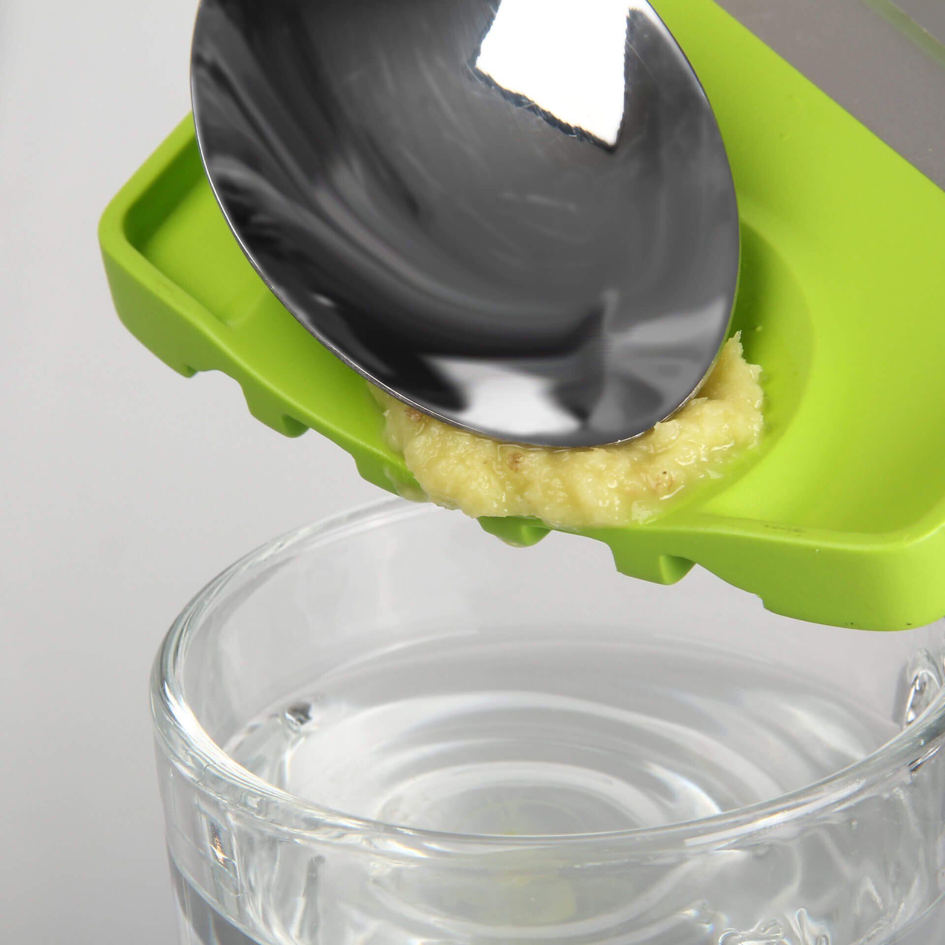 Ingwerwerkzeug mit Aufbewahrungsbox