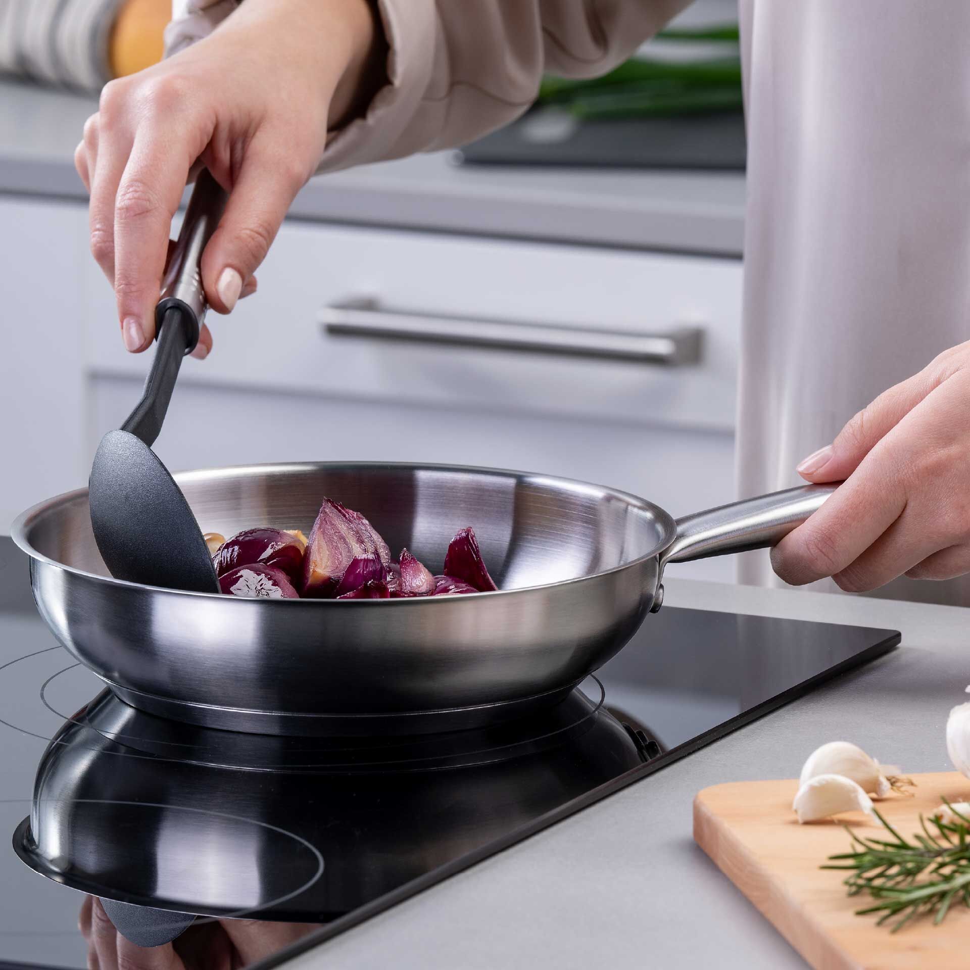 Bratpfanne Ovalgriff, Ø20cm, Edelstahl