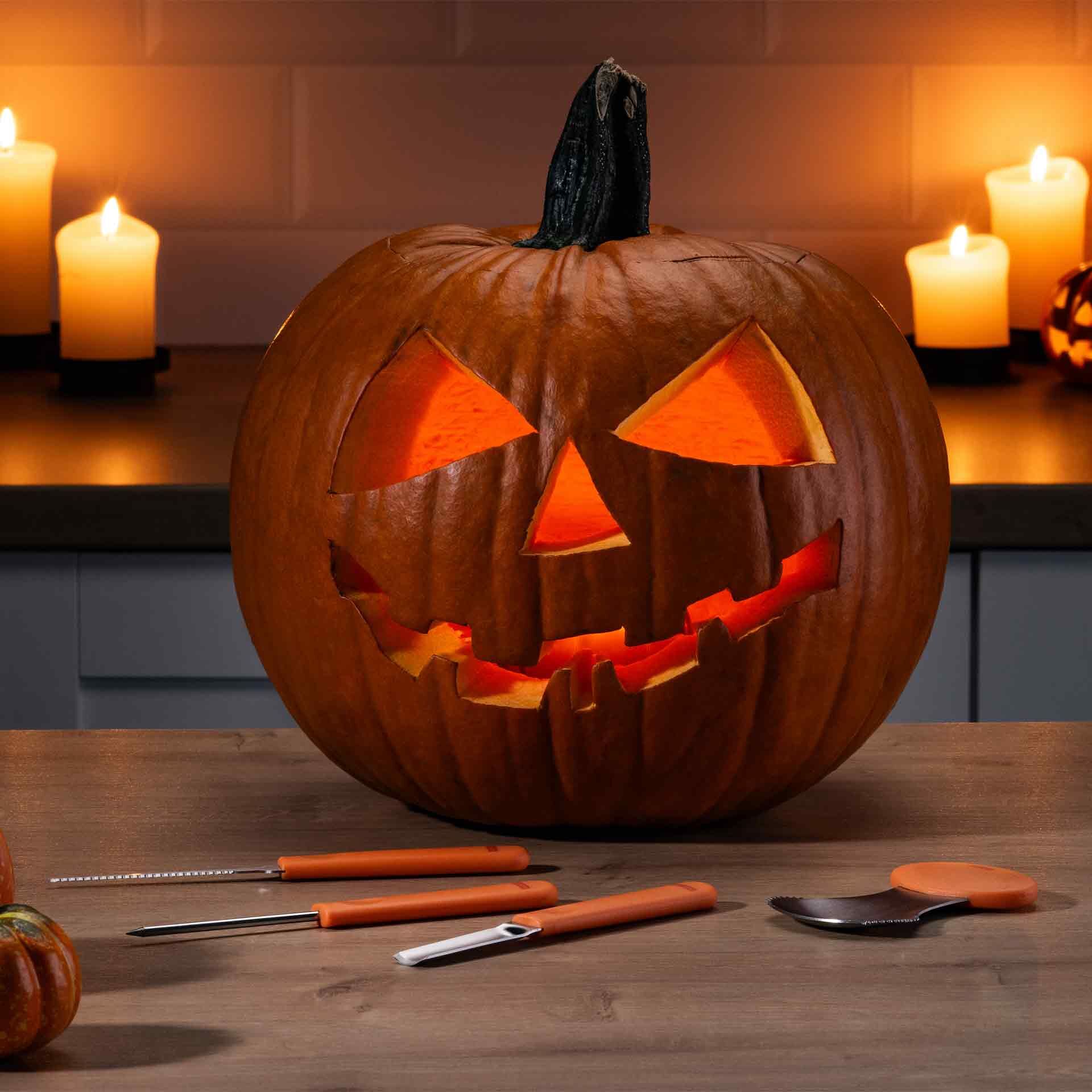 Happy Halloween Baking Kürbis Schnitz-Set, 4-tlg.