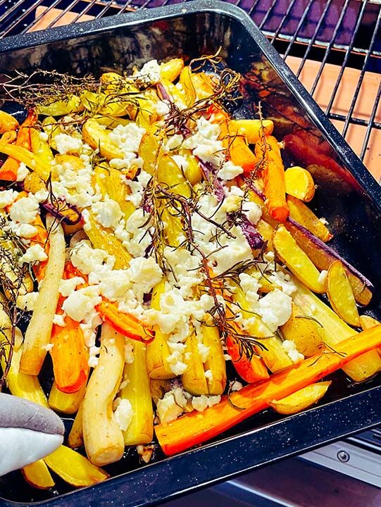 Bunte Rosmarin-Karotten