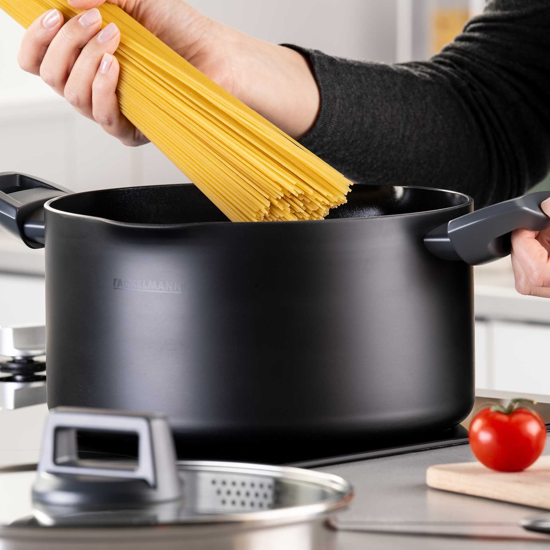 Kochtopf mit Deckel Statement, antihaft, Ø24cm