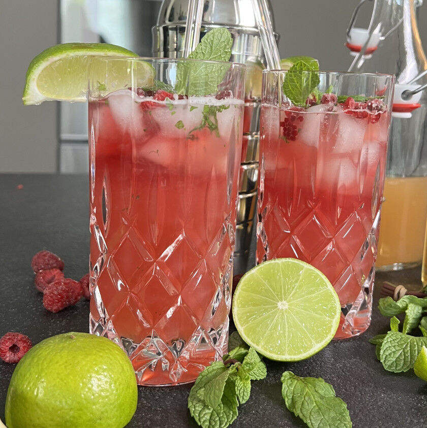 Cranberry Spritz