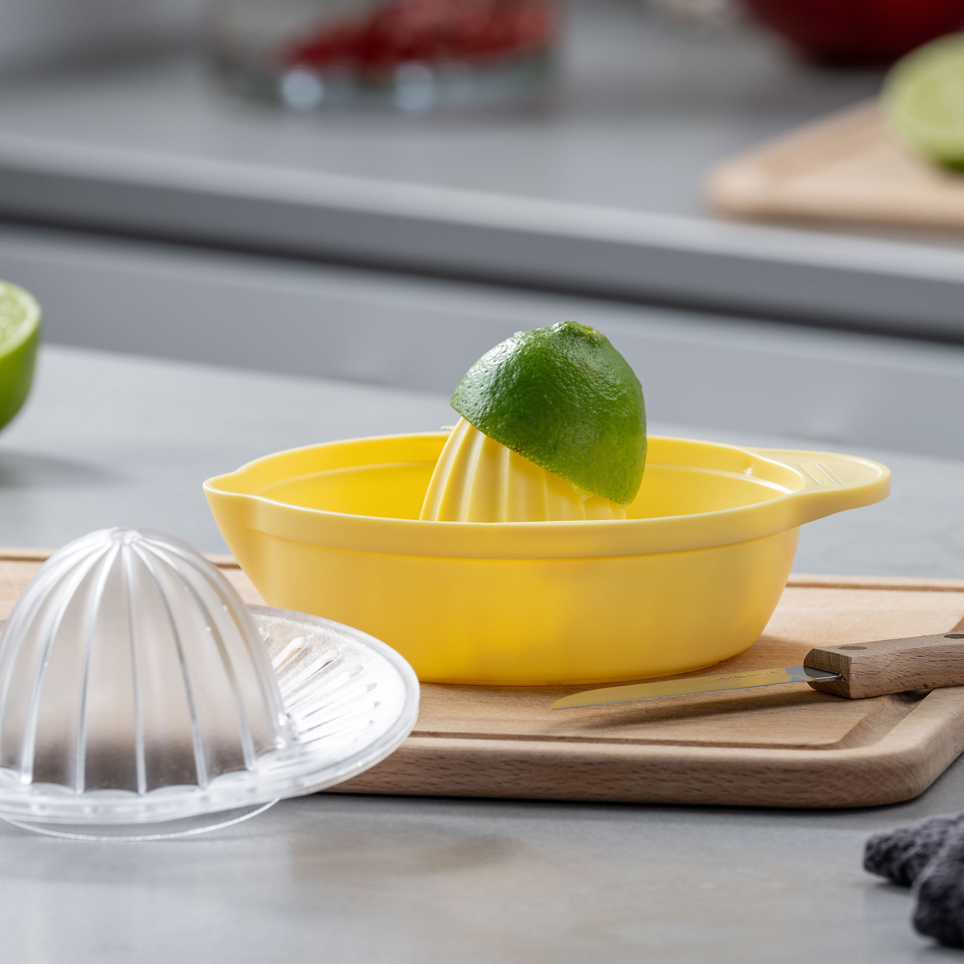 Zitronenpresse gelb, 2-teilig