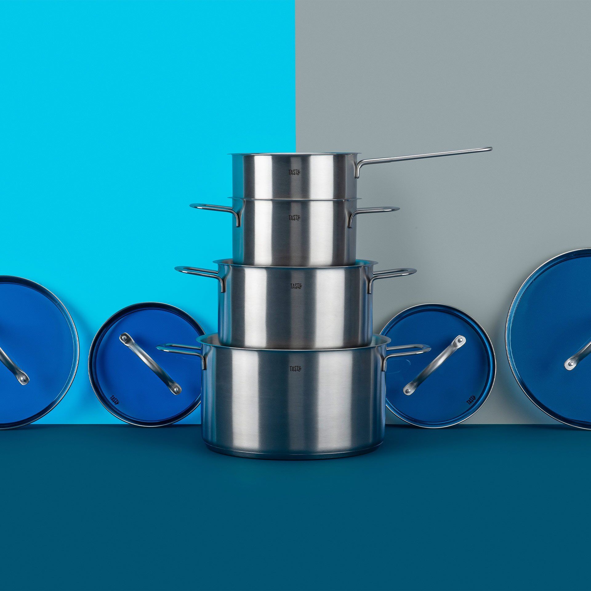 Kochtopf mit blauem Glasdeckel, Ø20cm, Edelstahl