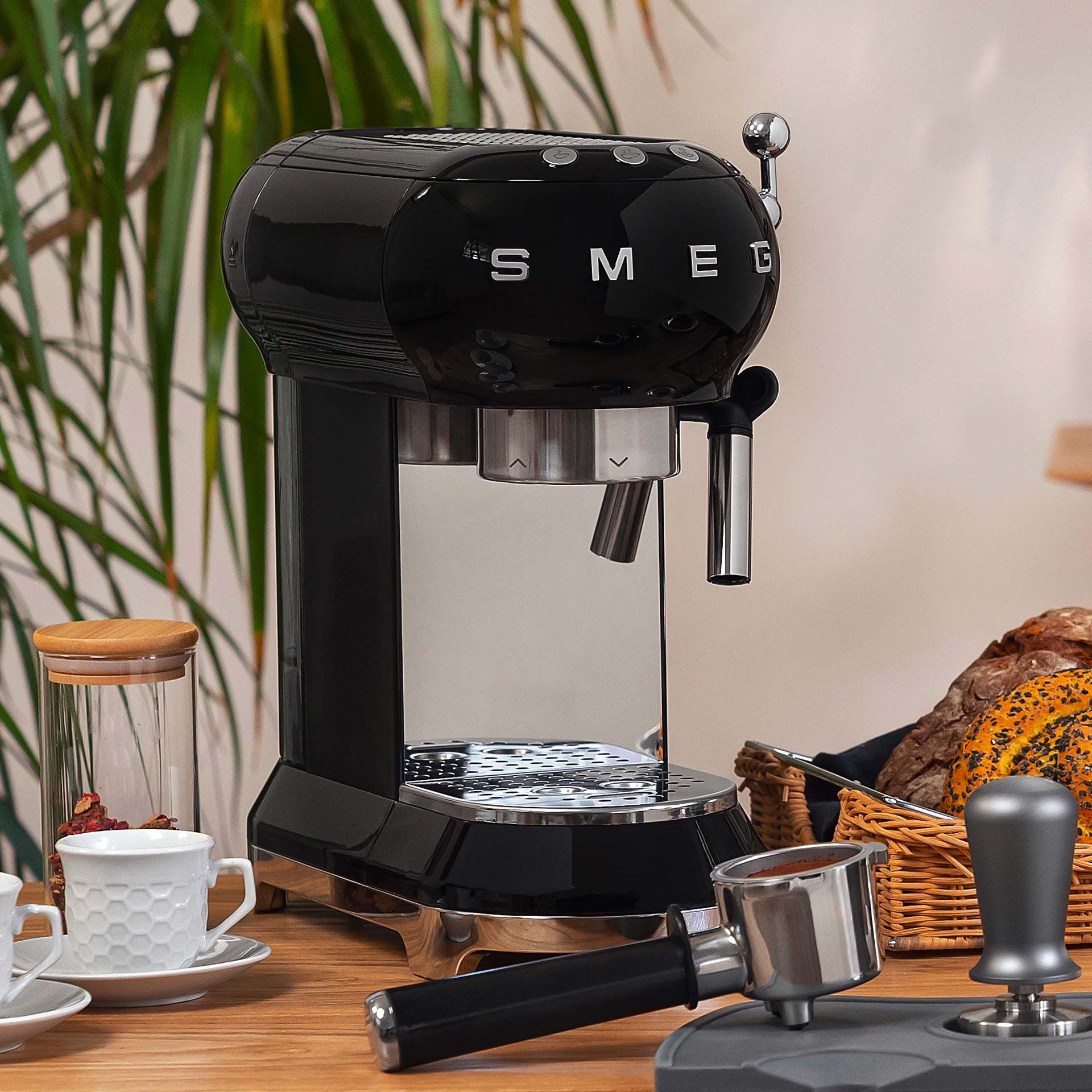 Espresso-Kaffeemaschine schwarz