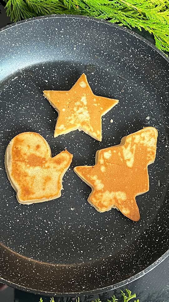 Weihnachtliche Pancakes