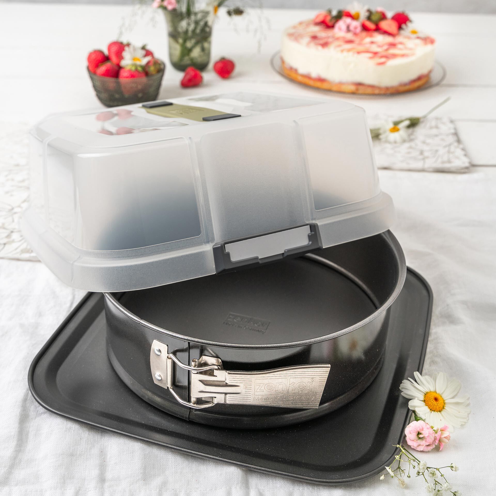 Springform mit Transporthaube, Ø24cm Springform mit Transporthaube, Ø24cm