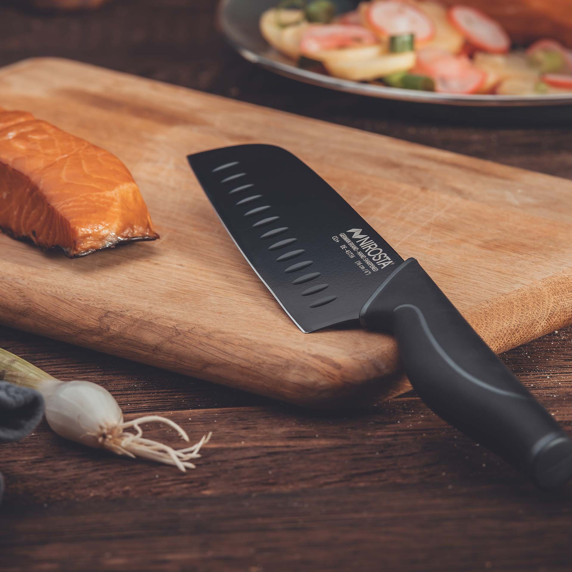 Santokumesser Wave, 16cm Klinge