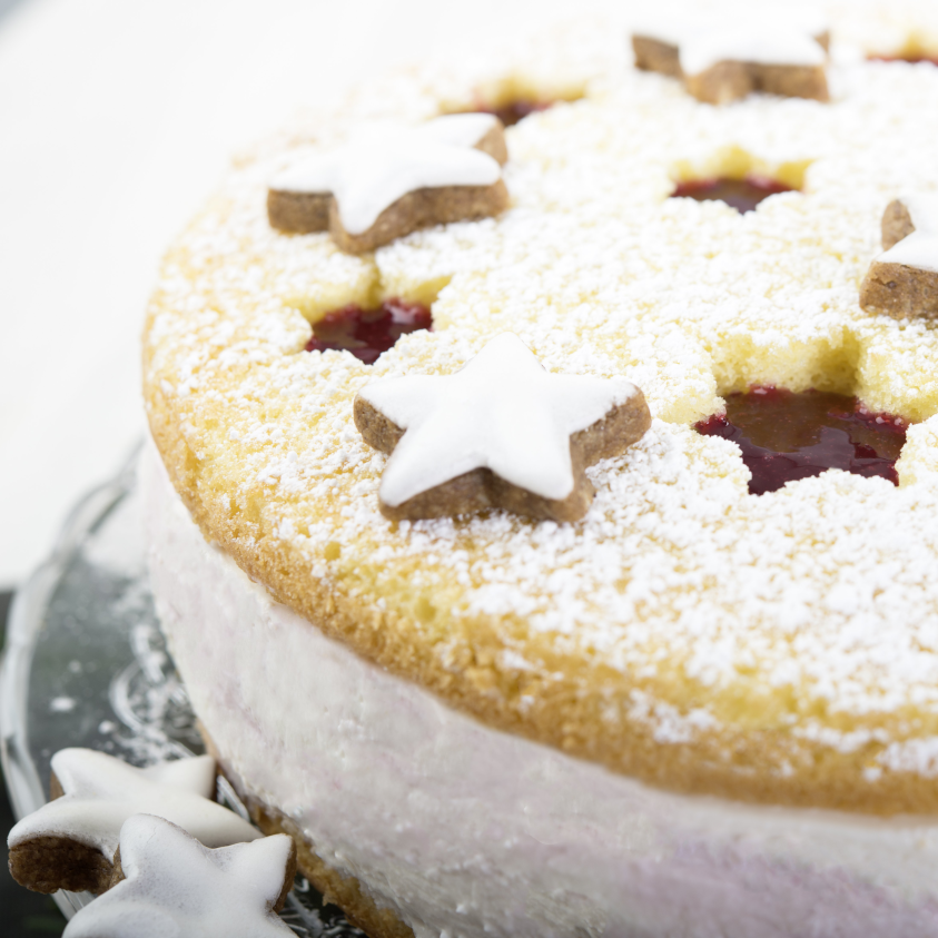 Weihnachtliche Käsesahnetorte