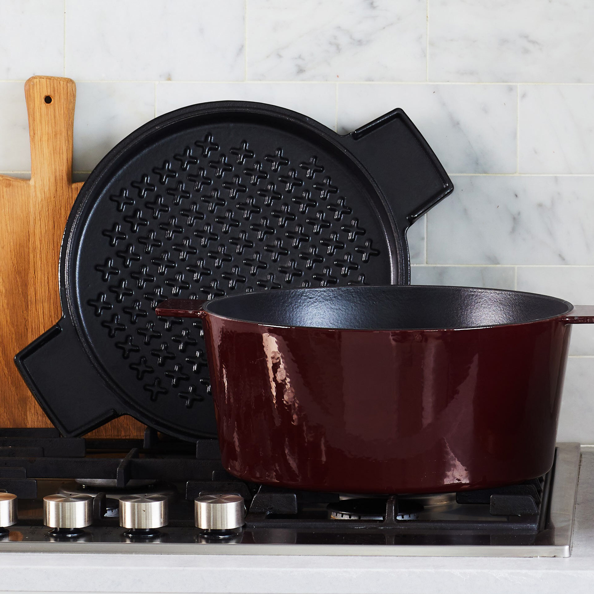 Cocotte mit Grilldeckel, 28cm, Gusseisen, bordeaux Cocotte mit Grilldeckel, 28cm, Gusseisen, bordeaux