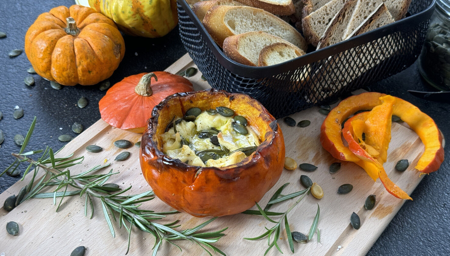 Kürbis mit Ofenkäse