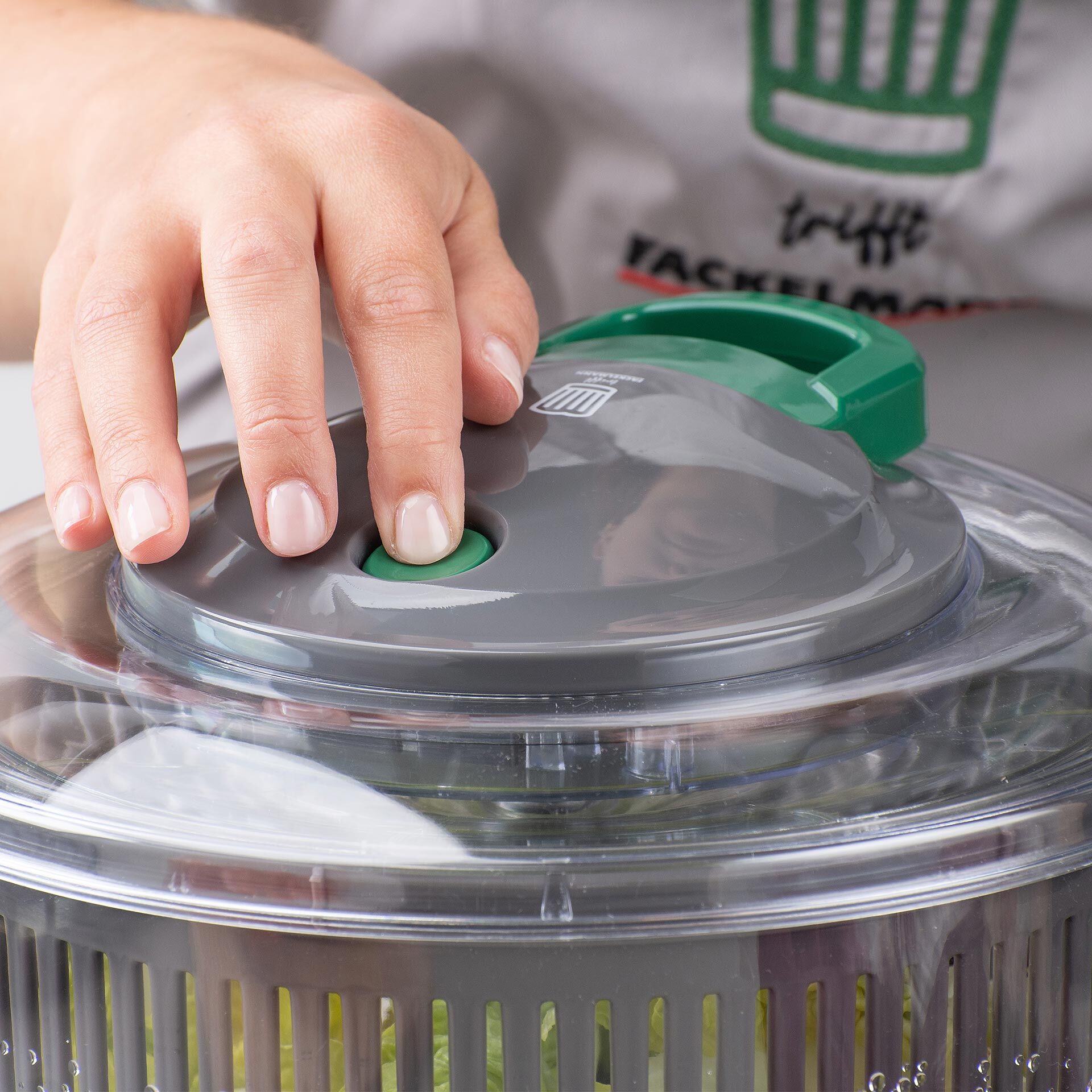 Salatschleuder mit Stopp-Taste