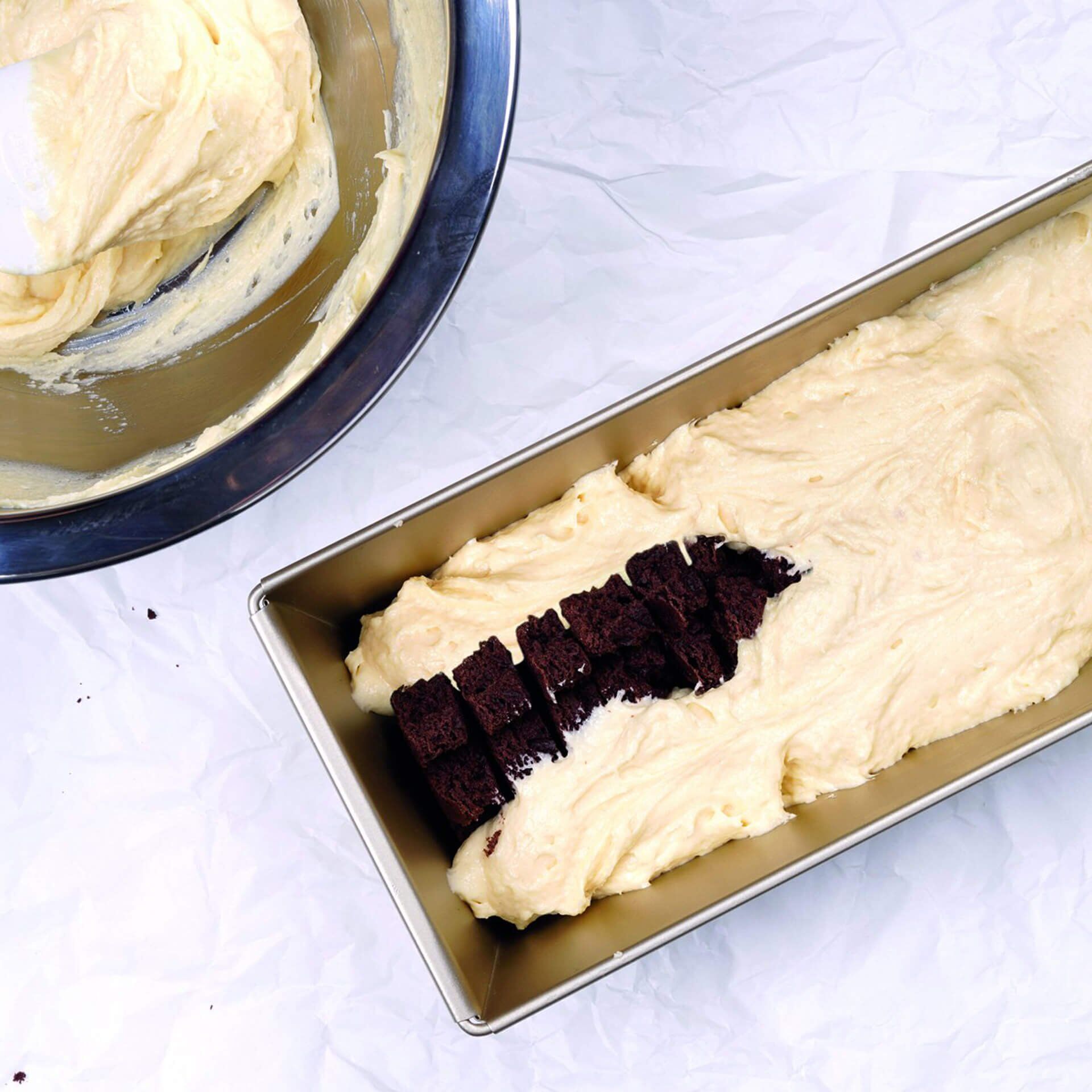 Kastenform inkl. Ausstecher Häschen Goldiges Ostern