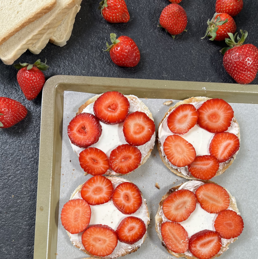 Erdbeer-Ziegenkäse-Toast