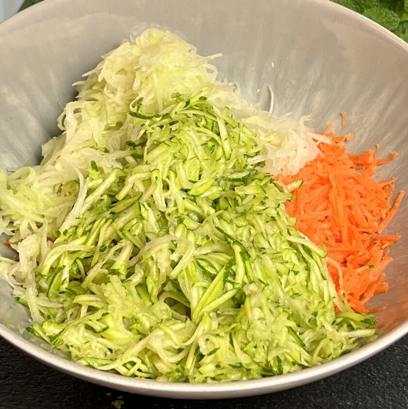 Zucchini-Karotten-Salat