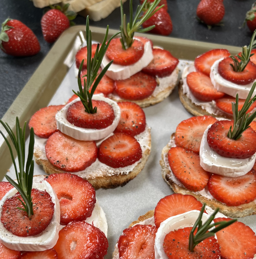 Erdbeer-Ziegenkäse-Toast