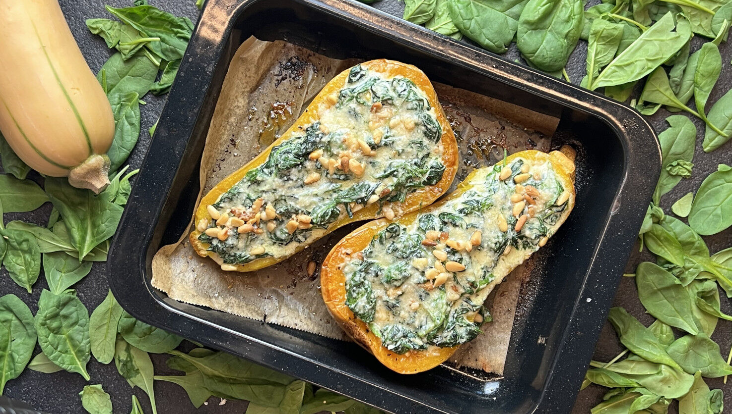 Gefüllter Butternut-Kürbis