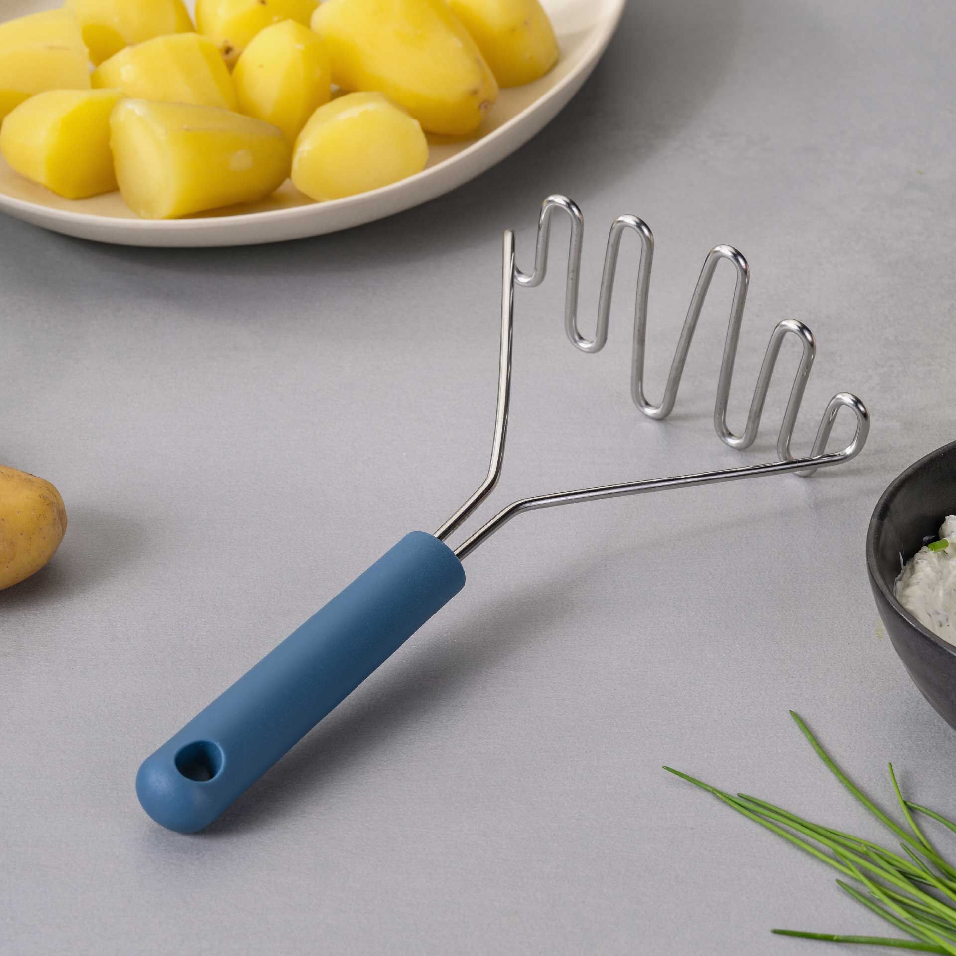 Kartoffelstampfer Essential, blau