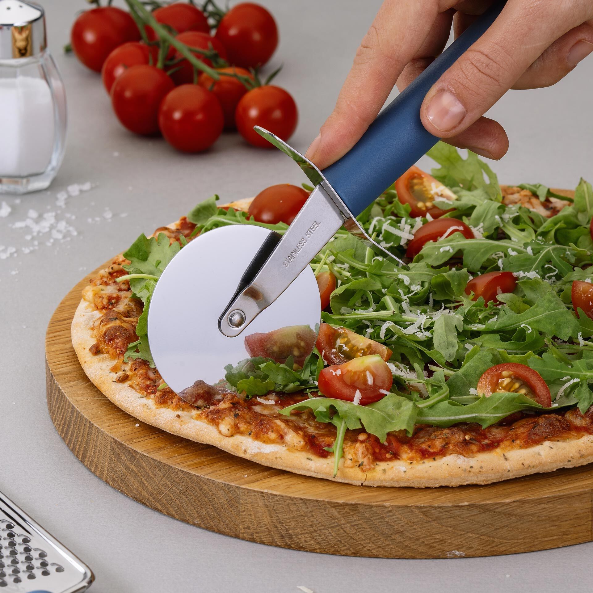 Pizzaschneider Essential, blau